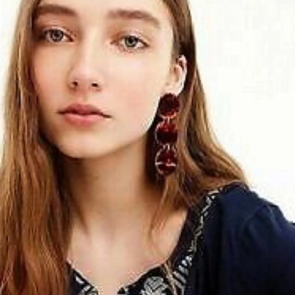J CREW FAUX CARAMEL TORTOISESHELL RESIN DISC DROP PIERCED EARRINGS